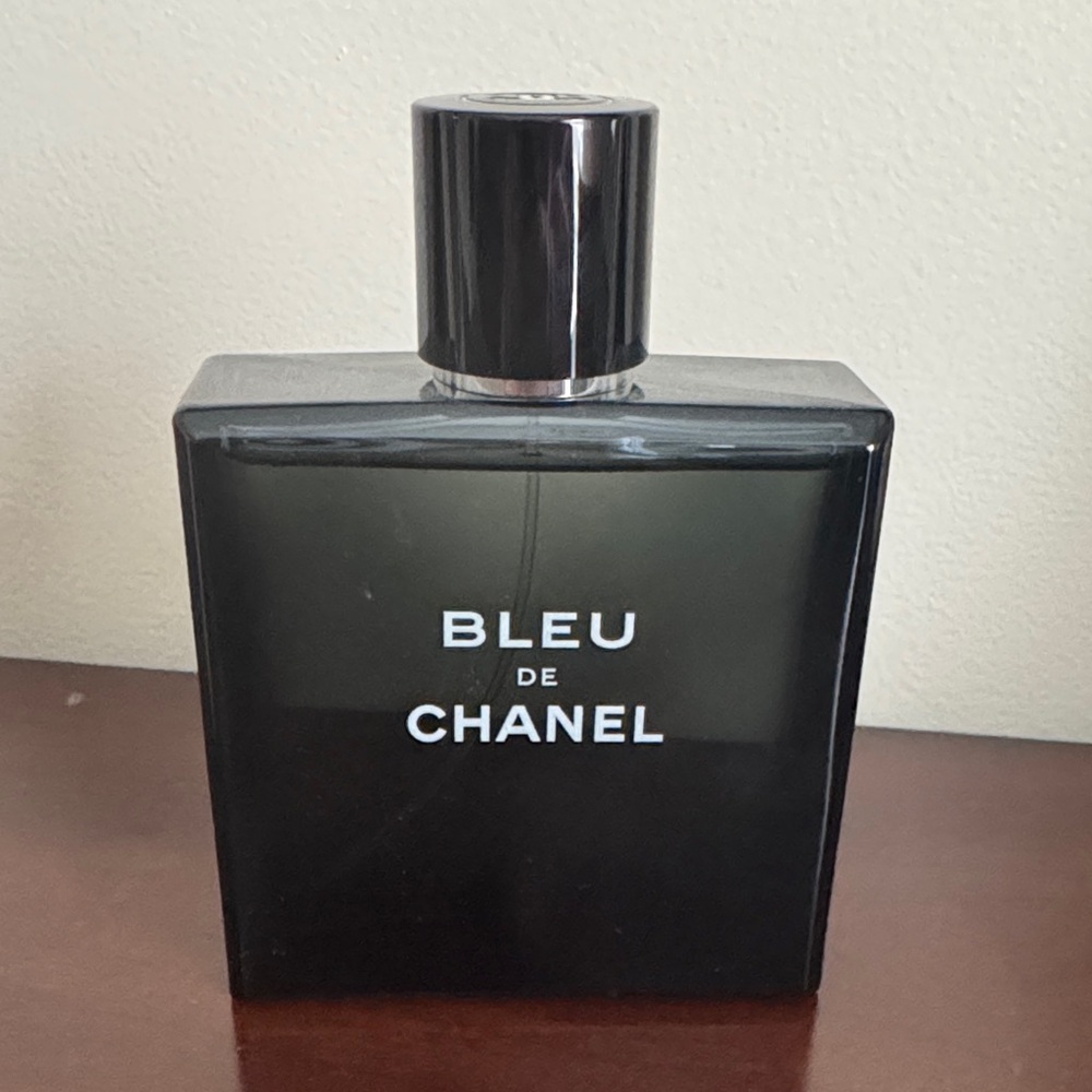 CHANEL Bleu de Chanel Fragrance in Black